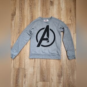 Retro Marvel Avengers Logo Kids Sweatshirt Size 12-14 Height 5'5" Gray Crew neck